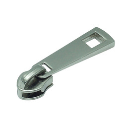 Suwak zamka błyskawicznego srebrny maszynka typ 58/2