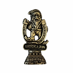 Figurka krasnala z podkową – Wrocław (znal)